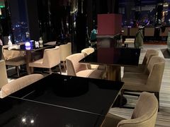 -唐拉雅秀酒店-西锦汇空中BBQ·思创餐厅