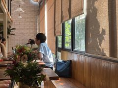 靠窗位-O'mills Sourdough Bakery&Bistro(永嘉路店)