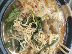 -小街曹师傅砂锅麻辣烫(亚泰大街店)