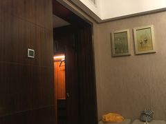 -长沙豪布斯卡酒店(长沙省政府德思勤店)