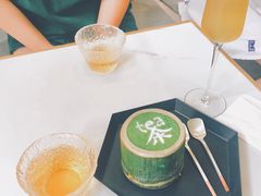 抹茶提拉米苏-茶是一枝花泡茶店