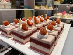 -三英温泉度假酒店-自助餐厅