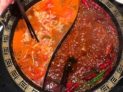 鸳鸯番茄锅-纸盐河码头火锅(十八梯店)