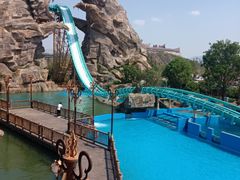 -七彩云南欢乐世界