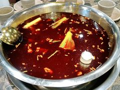 -肖肖酸萝卜鱼火锅(总店)