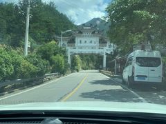-罗田薄刀峰风景区