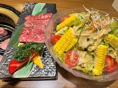 -炼火烤肉店