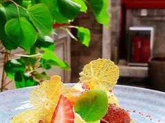 炸玉桂卷吐司-北京古城老院厉晓麟精致菜