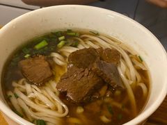 -矮子粉店1985·长沙米粉(湘春路店)