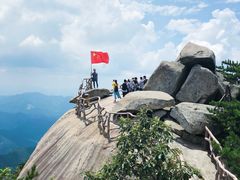 -罗田薄刀峰风景区