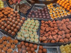 -Laderach 莱德拉(上海环贸iapm店)