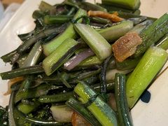 腊肉炒菜苔-董厨煨汤馆(车站路店)