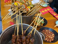 招牌烤羊肉串-炒豆合作社(东四总店)