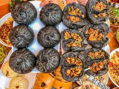 -李与白包子铺(桐梓林店)