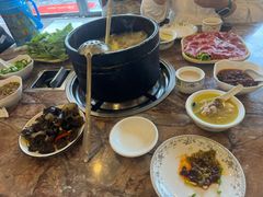 -鲁朗纳麦石锅鸡庄园
