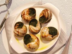 -广州塔卢特斯法国旋转餐厅