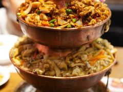 -沪小二铜炉蛙锅(苏州中心星悦汇店)