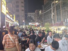 -正宁路小吃夜市