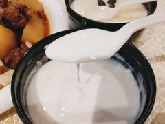 手工自制酸奶-巴扎美食·新疆菜·西域歌舞表演餐厅(新疆大厦店)