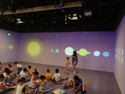 -小鸡哆哆故事屋·儿童乐园(嘉里城店)