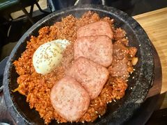 招牌火腿泡菜炒饭-Professor Lee (K11艺术中心店)