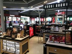 -日上免税店(三径路t3店)