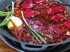 -黄潇洒老火锅(九眼桥宏济巷店)