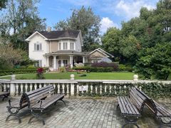 -J Create城市露营咖啡·简餐·宠物(上海动物园店)