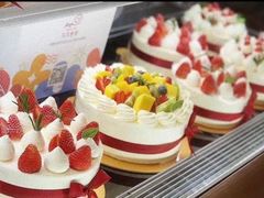-花花卷卷·鲜食蛋糕(静安久光百货店)