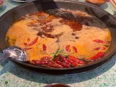-鸿姐老火锅(疁城新天地店)
