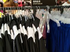 -NIKE上海青浦换季优惠店