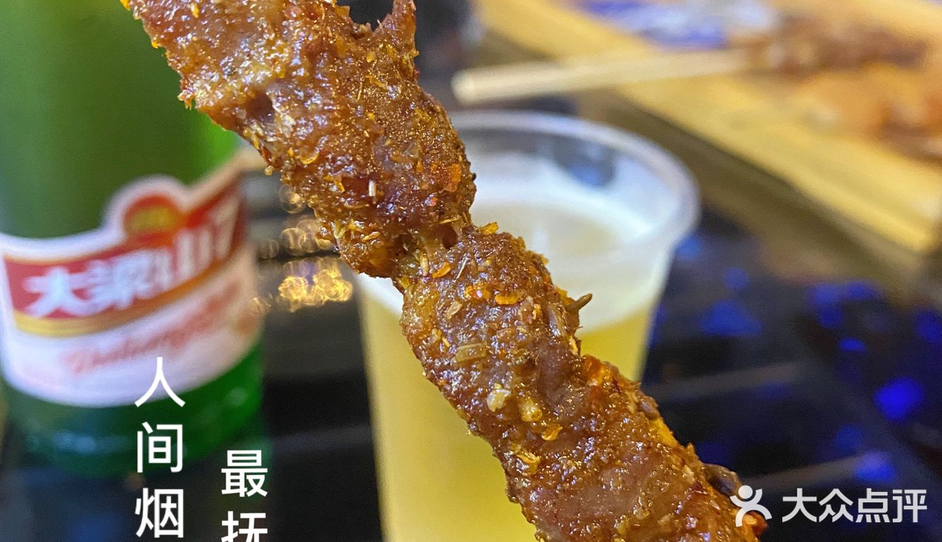 仲夏傍晚の露天花园宵夜