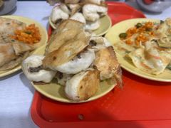 -丁红照水煎包胡辣汤