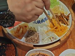 -怪噜范·老贵阳街头名小吃(鸿通城店)