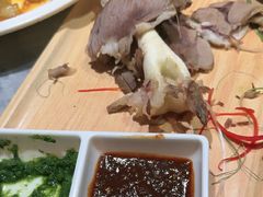 -东口码头·烧鸽子·鱼头泡饼·地方菜(金鹰悦城店)