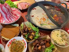 -赵美丽·重庆社区火锅·直营店(火车东站·中豪国际店)