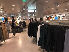 -H&M(天一广场店)