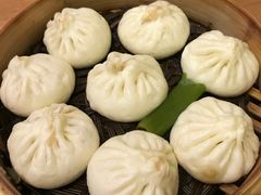 虾仁鸡肉小笼包-草包包子铺(宽厚里店)