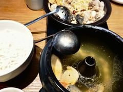 -云海肴·汽锅鸡·云南菜(天山百盛优客店)