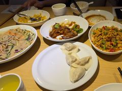 -关东小磨东北菜(上海长风大悦城店)