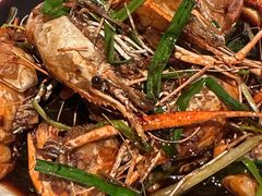 油爆大虾-上名堂·鱼头好吃(体育场路店)