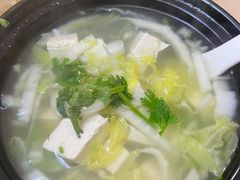 -闫家驴肉老店(华电一校店)