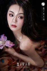 -盘子女人坊生日照·摄影馆(华强店)