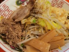 二郎系拉面-拉面莊夢語＆中华料理八椿