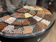 -Laderach 莱德拉(上海环贸iapm店)