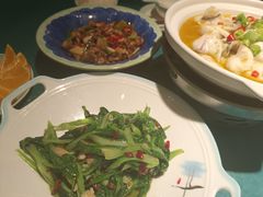 -呷湘厨·鱼汤捞饭·剁椒鱼头·辣椒炒肉(国家会展中心店)