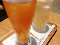 -星巴克臻选(上海合生汇1F店)