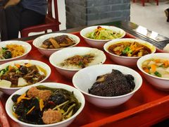-蓝田九大碗民俗食府(蓝田店)