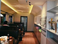 -东口码头·烧鸽子·鱼头泡饼·地方菜(金鹰悦城店)