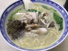 iphone_upload_pic-明呈黄鱼面馆(斜土路店)